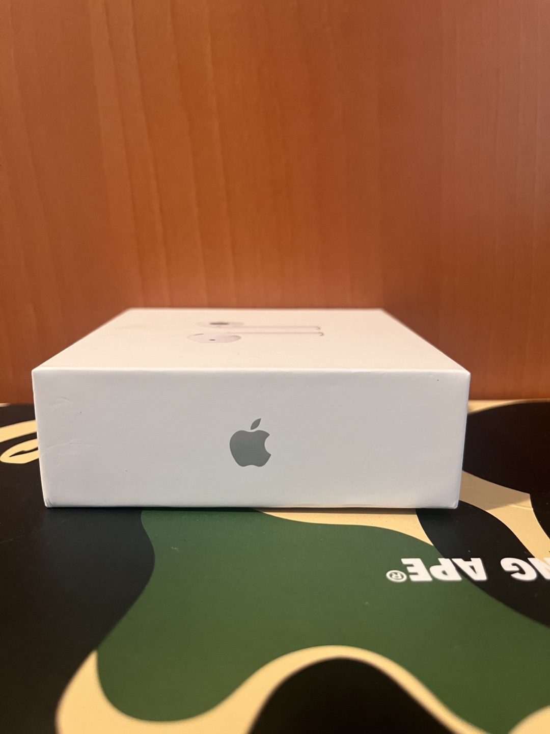 Apple AirPods - photo 2