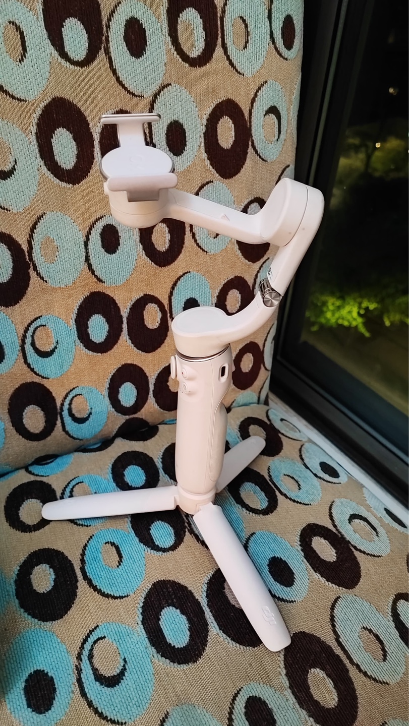 DJI OM 5 Smartphone Gimbal Stabilizer - photo 5
