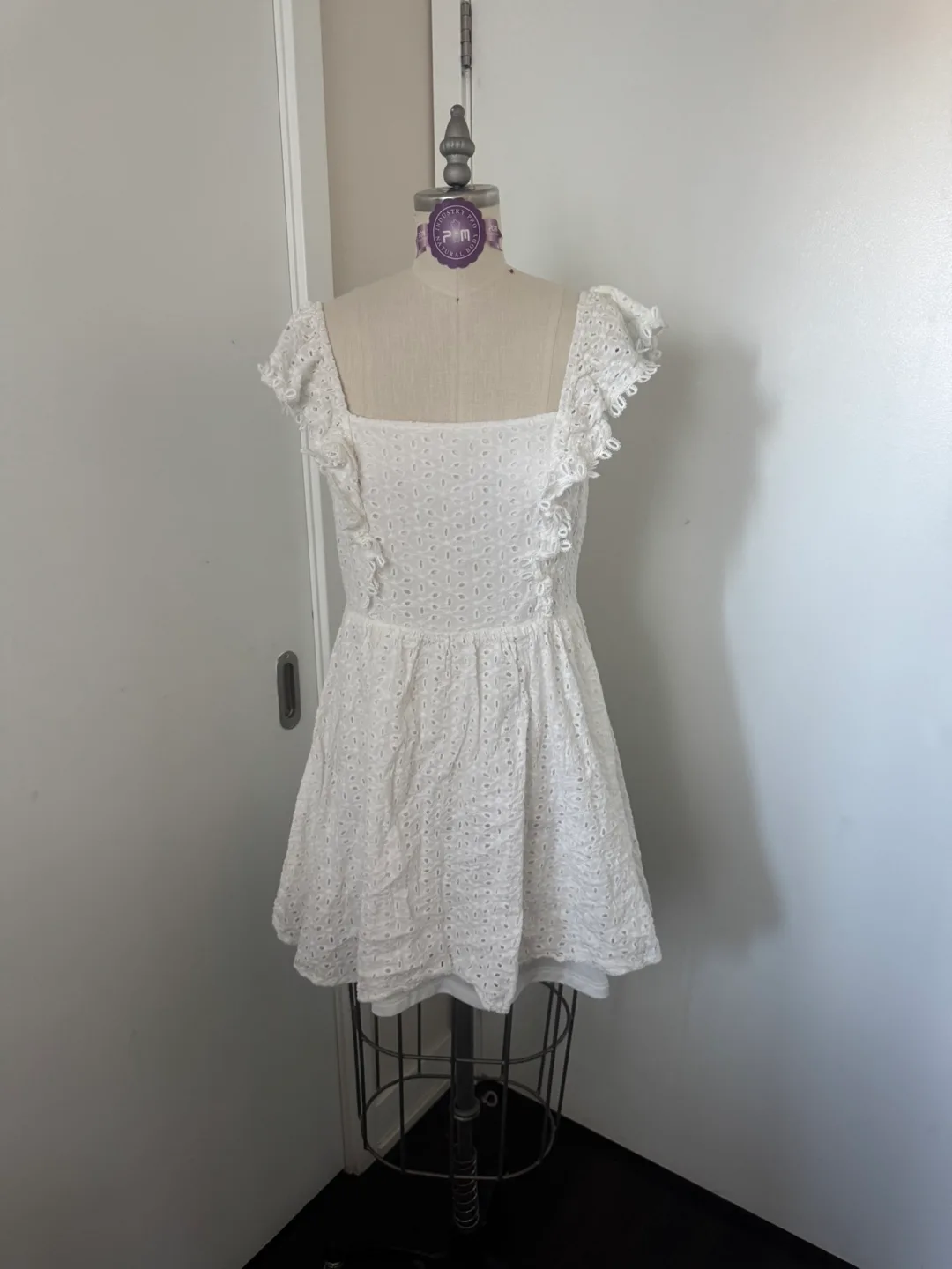 Beautiful white eyelet lace dress Size Large thumbnail