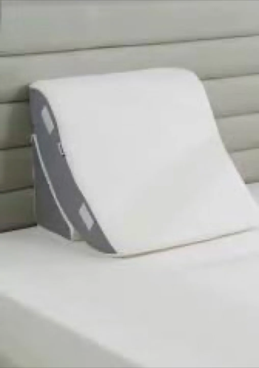 Large 2-piece Bed Wedge Pillow Set - Like New, washable Cover thumbnail