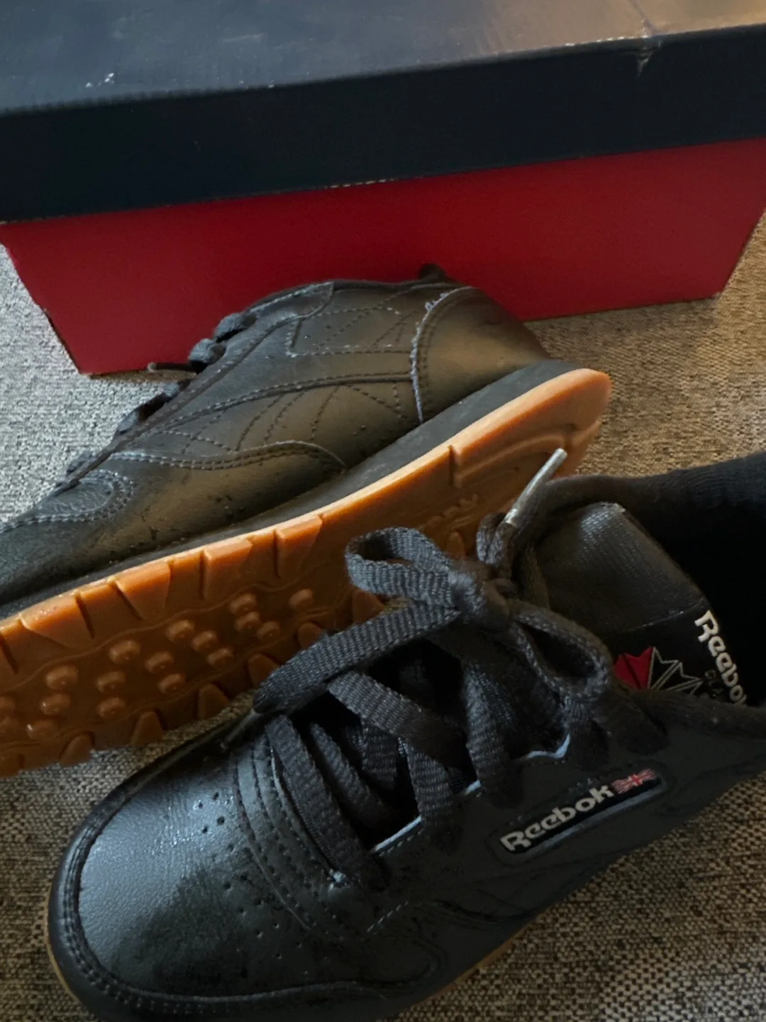 Reebok Classic Leather Sneakers 🧡 thumbnail