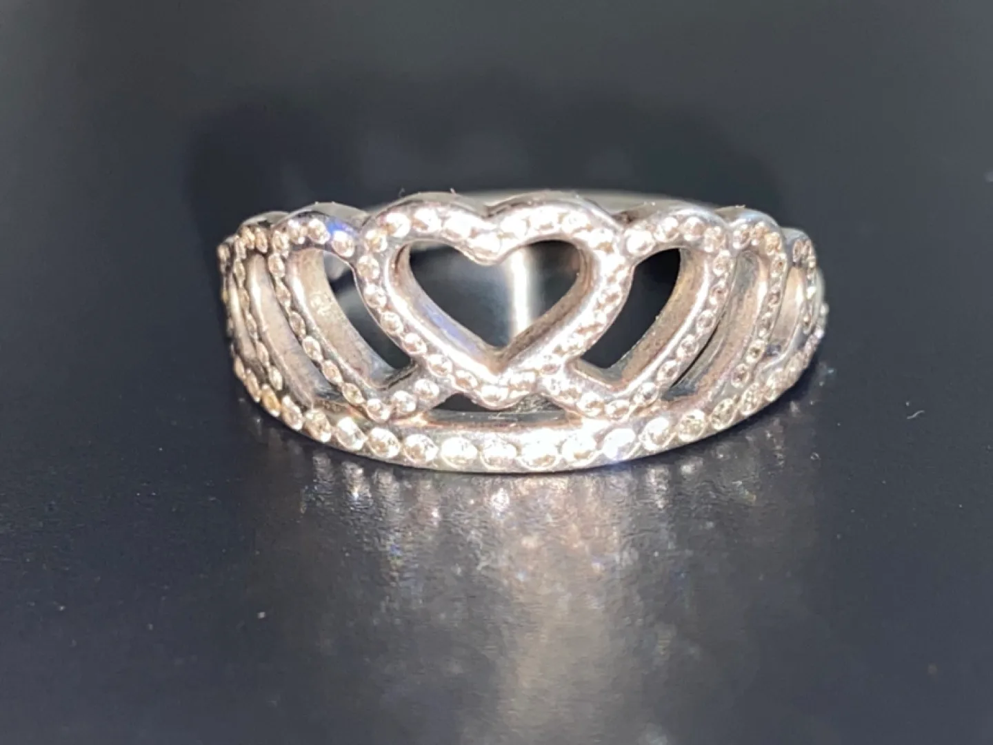 Authentic Pandora Tiara of Hearts Crown Ring thumbnail