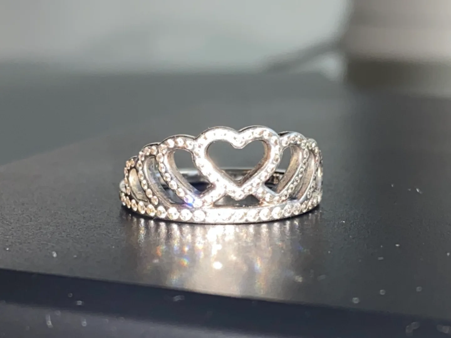 Authentic Pandora Tiara of Hearts Crown Ring image indicator(6)