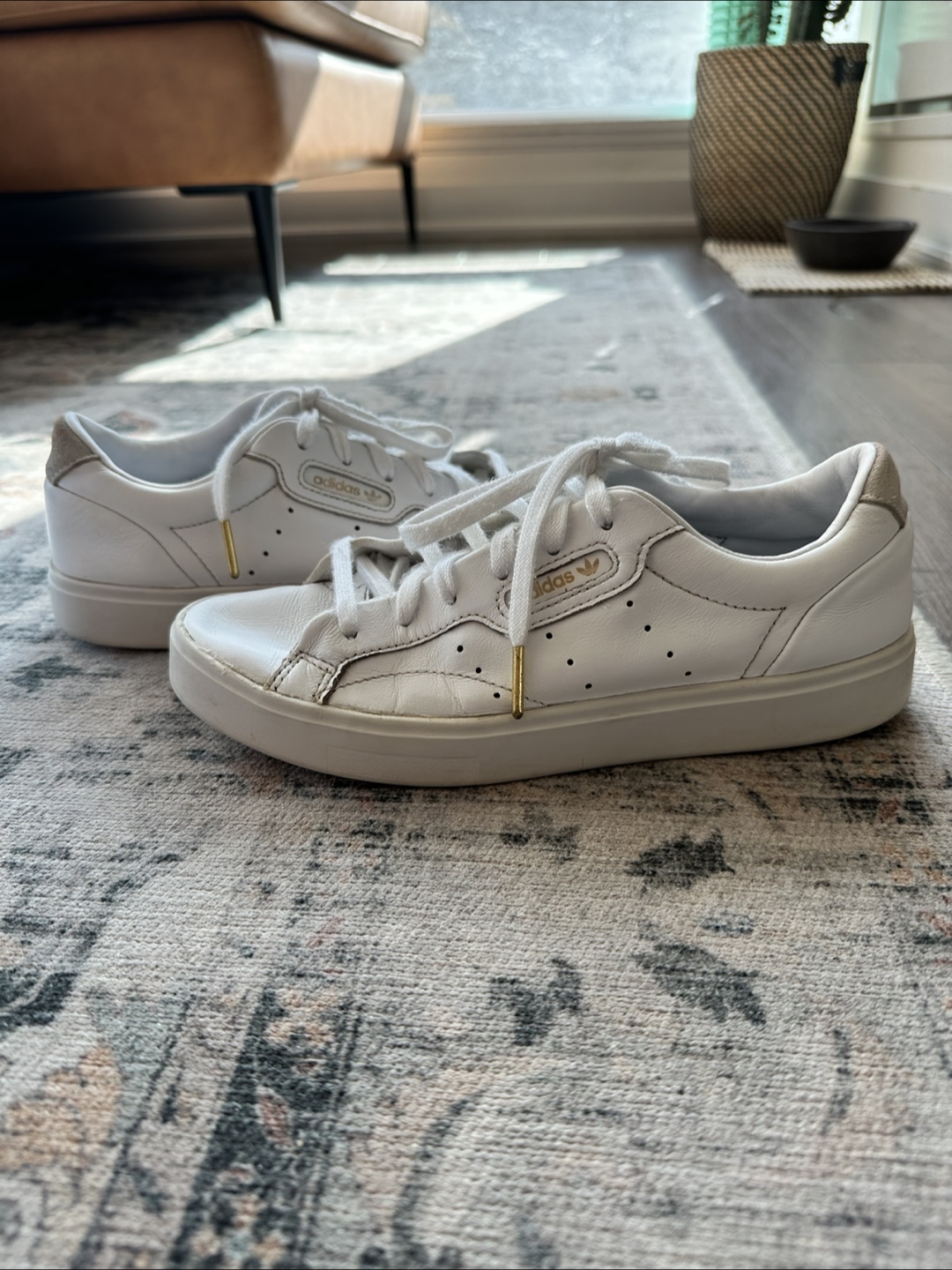 Adidas Sleek White Leather Sneakers - photo 2