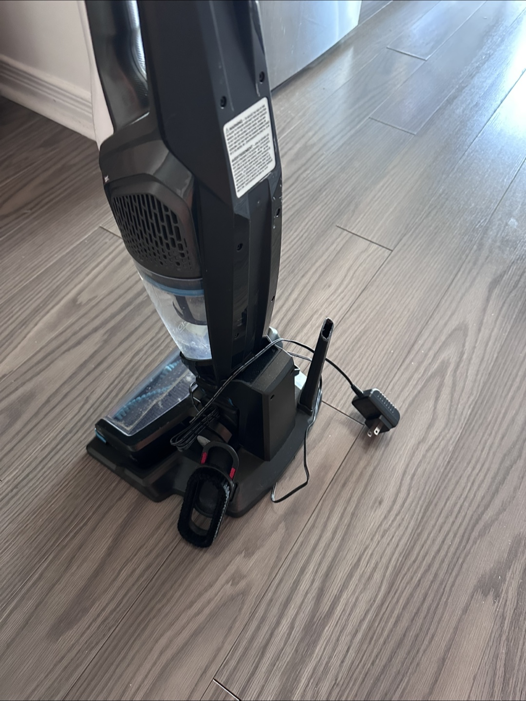 Bissell Pet Hair Eraser Adapt Ion XRT Cordless Vacuum - photo 3