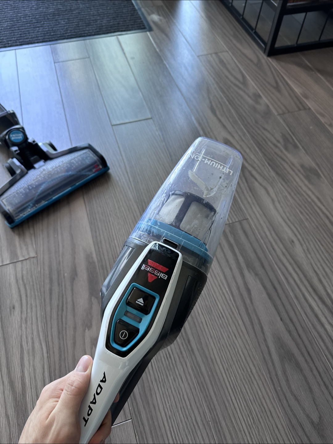 Bissell Pet Hair Eraser Adapt Ion XRT Cordless Vacuum - photo 2