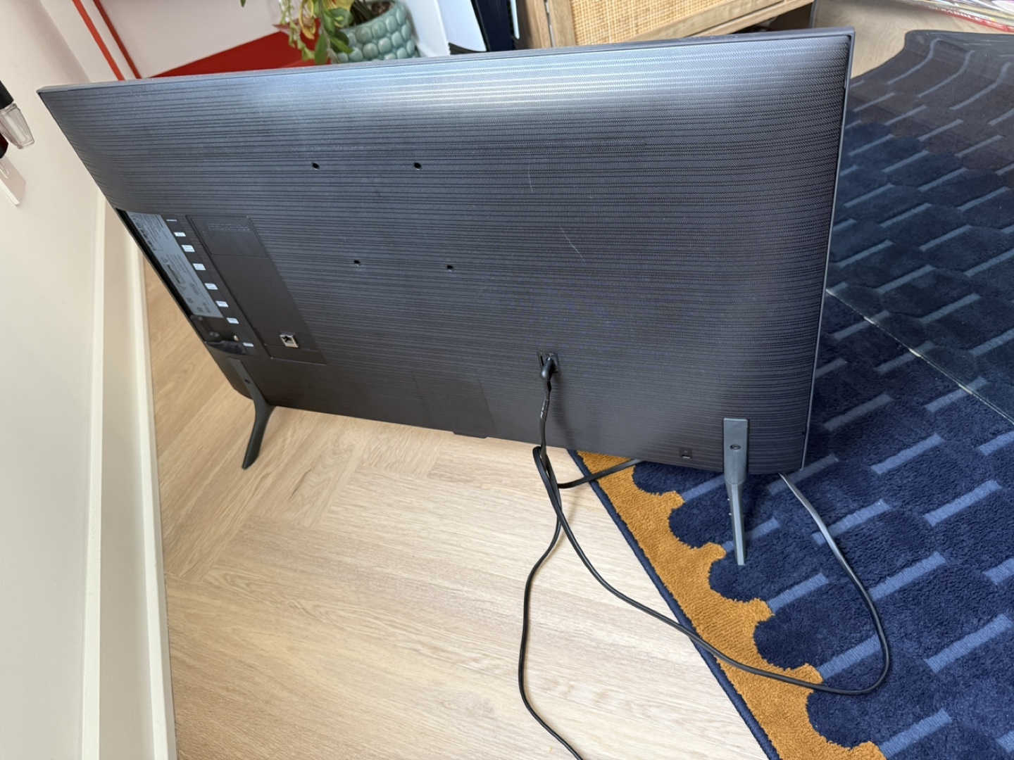 Samsung Smart TV - 32” - photo 3