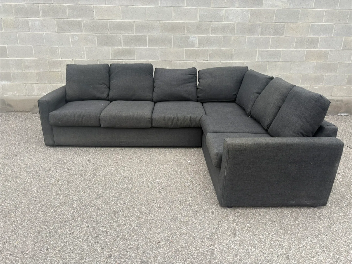 FREE DELIVERY✅ • GREY LARGE SECTIONAL COUCH / SOFA BED thumbnail