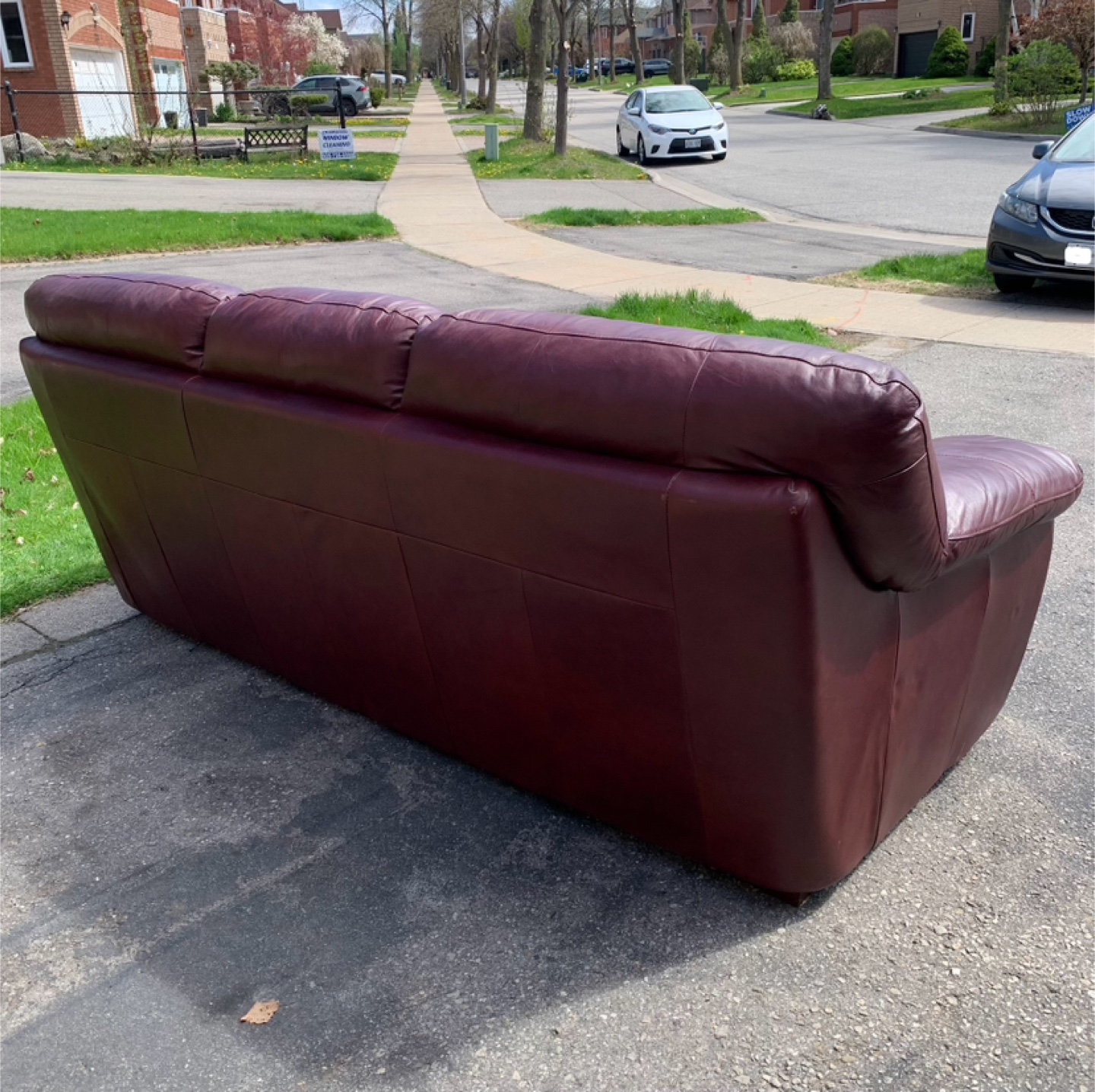 !Free Delivery! Leather Couch - photo 5