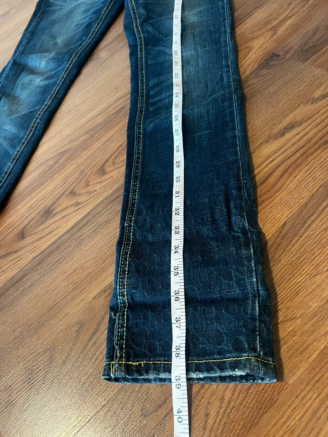 Comme des Garçons PLAY Jeans (Levi’s) image indicator(8)