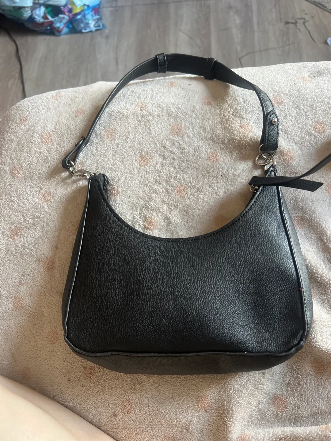 Black Leather Shoulder Bag thumbnail