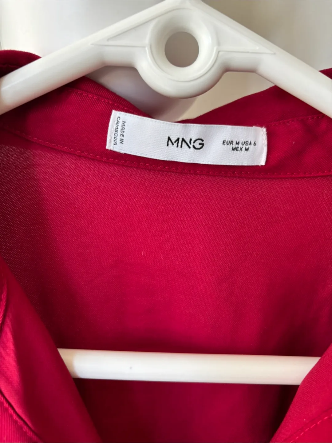 Crimson red mango Dress, Size M image indicator(3)