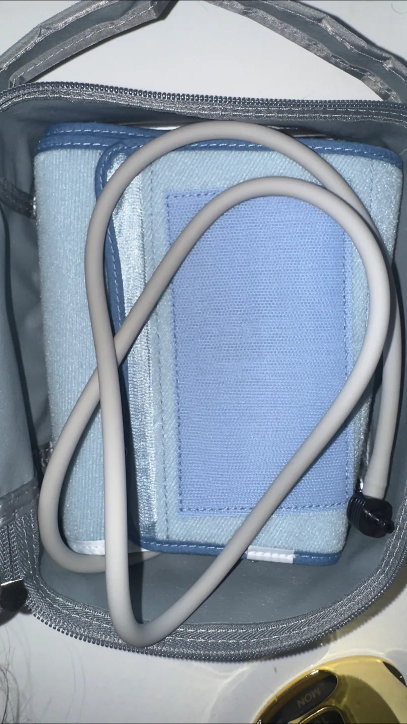 Mint A&D Medical Automatic Blood Pressure Monitor XL Arms image indicator(4)