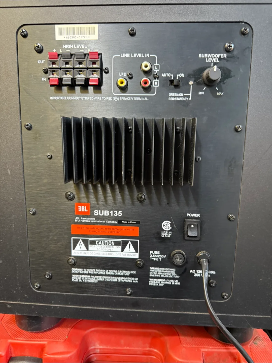 JBL SUB135 Subwoofer thumbnail