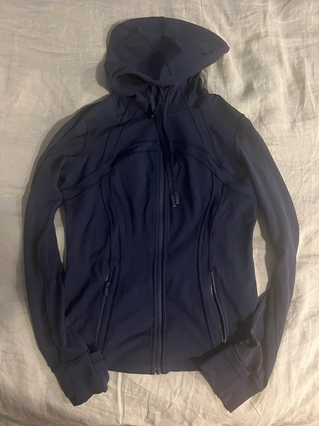 Lululemon Hooded Define Jacket *Nulu - size 10 image indicator(5)
