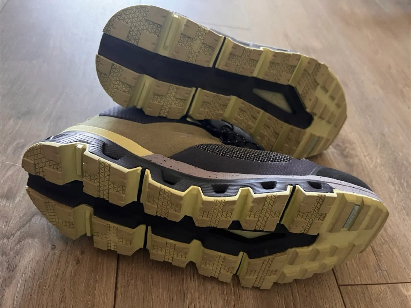 On Cloudrock Waterproof Hiking Boots size 9.5 women image indicator(4)