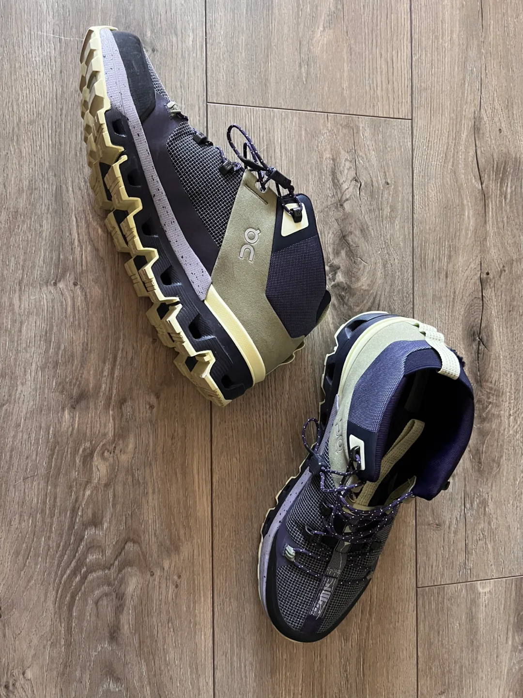 On Cloudrock Waterproof Hiking Boots size 9.5 women image indicator(2)