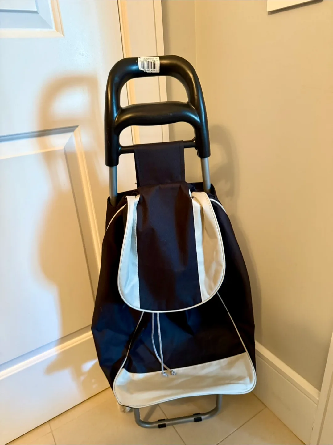 Foldable Shopping Cart with Bag thumbnail