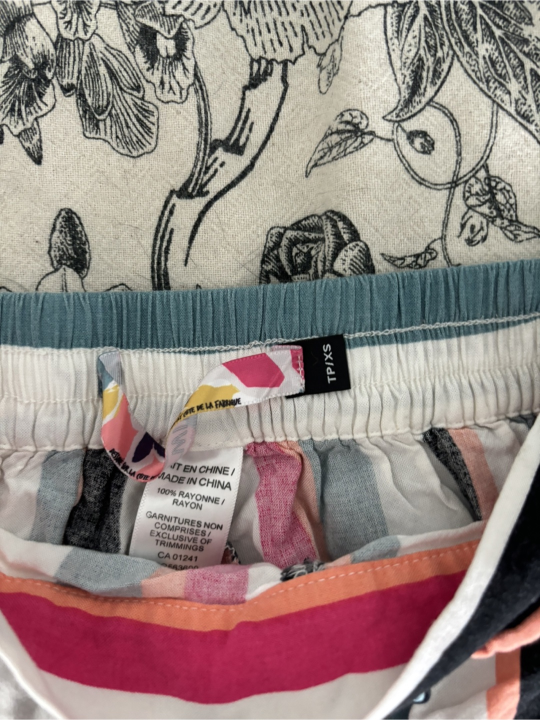 Twik Women Striped Rayon Shorts XS - photo 2