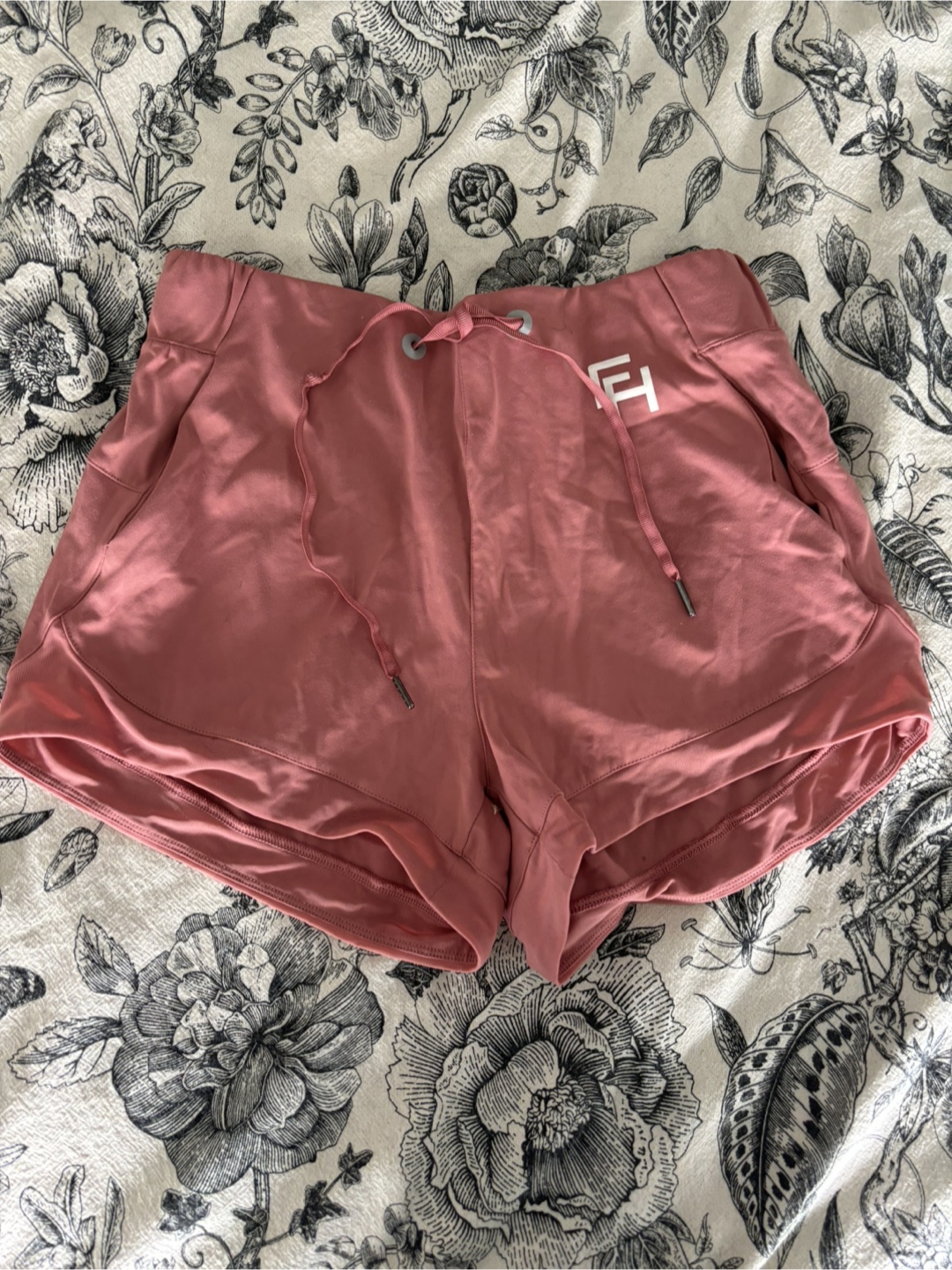 Pink athletic shorts with drawstring XS