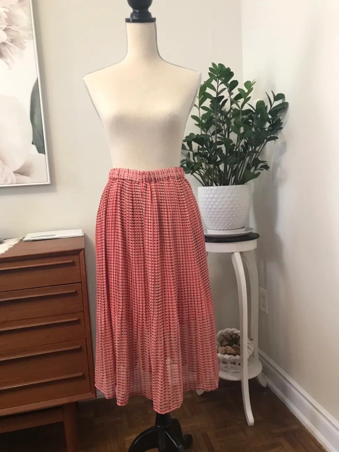 Closet clean out:Lululemon , Roots, j crew, citizen of humanity image indicator(10)