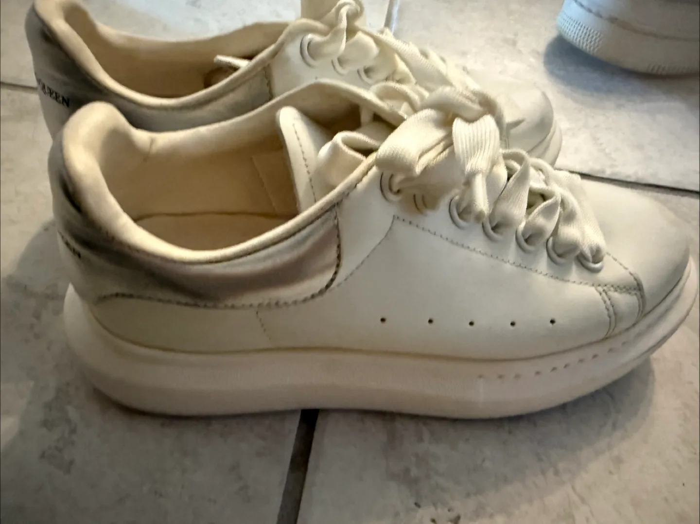 Alexander McQueen Oversized Sneakers，boots，nike air force 1 thumbnail