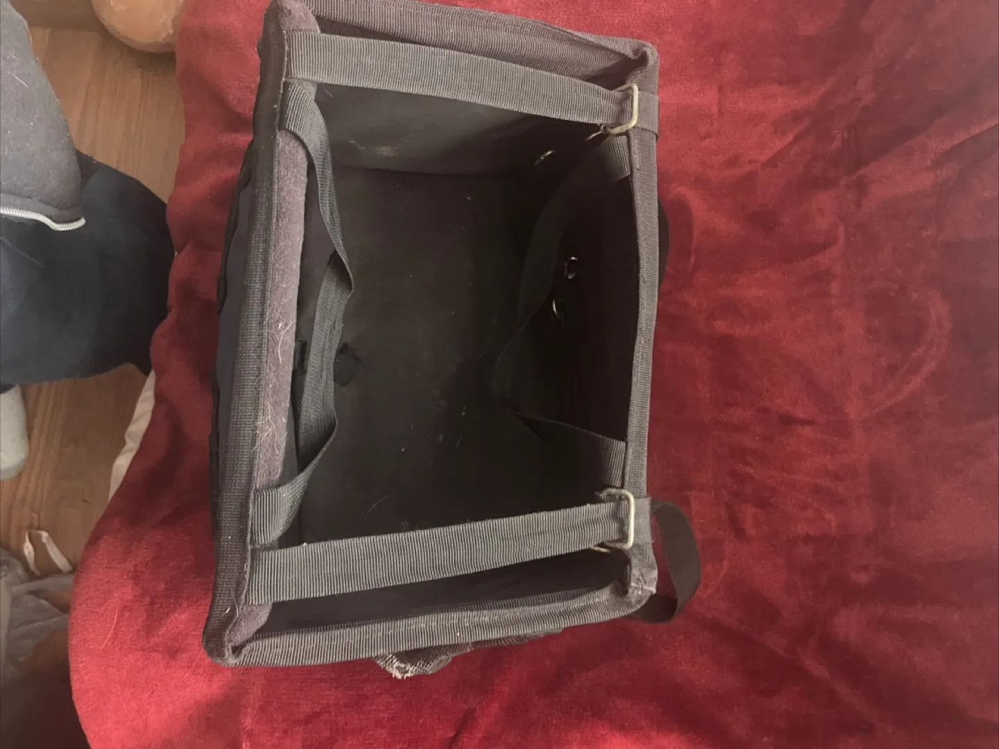 Black Pet Carrier Bag image indicator(5)