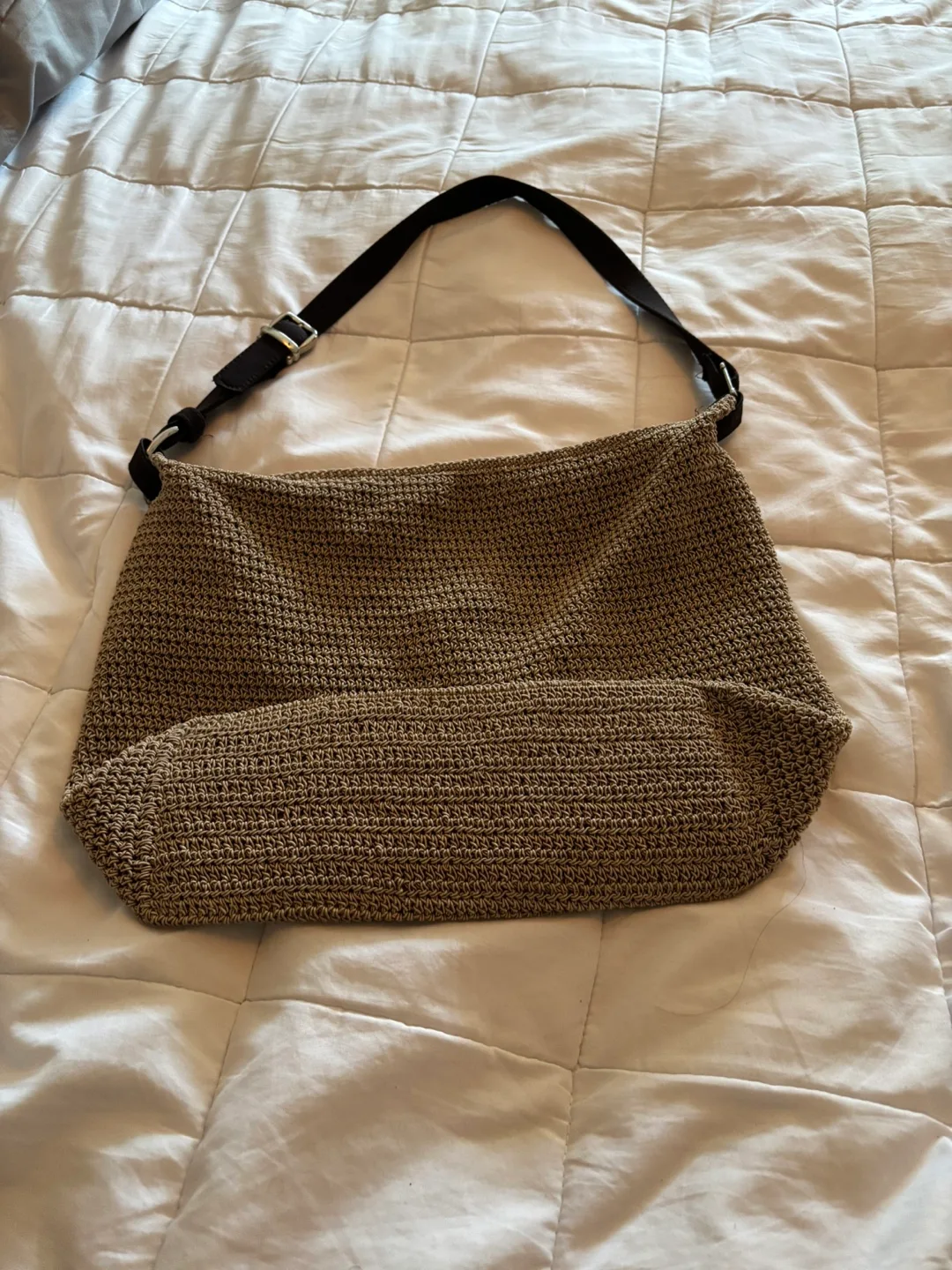 7 Used Handbags - Bundle Deal image indicator(4)