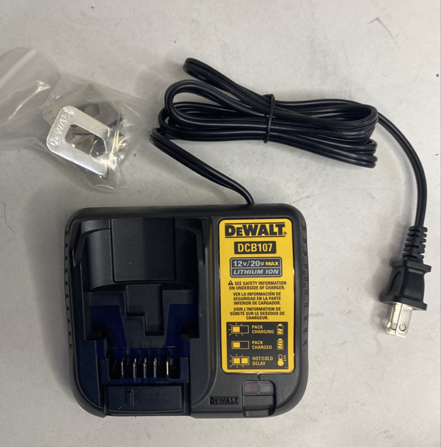 Dewalt 20V Max Brushless Drill, Impact Driver & Charger Set - photo 5