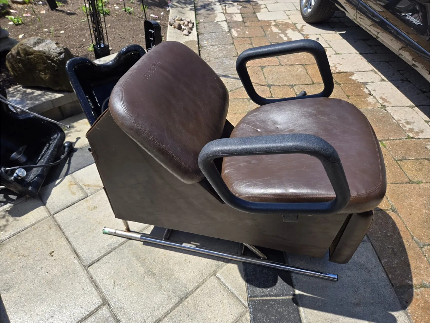 Belvedere Hydraulic Shampooing Chair image indicator(2)