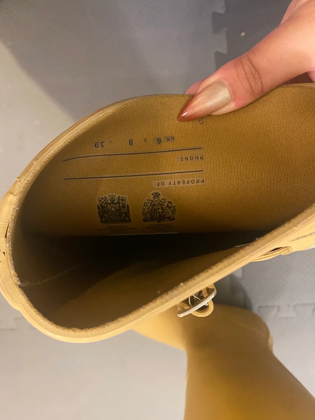 Hunter Women's Original Tall Rain Boots - Size 8 image indicator(5)