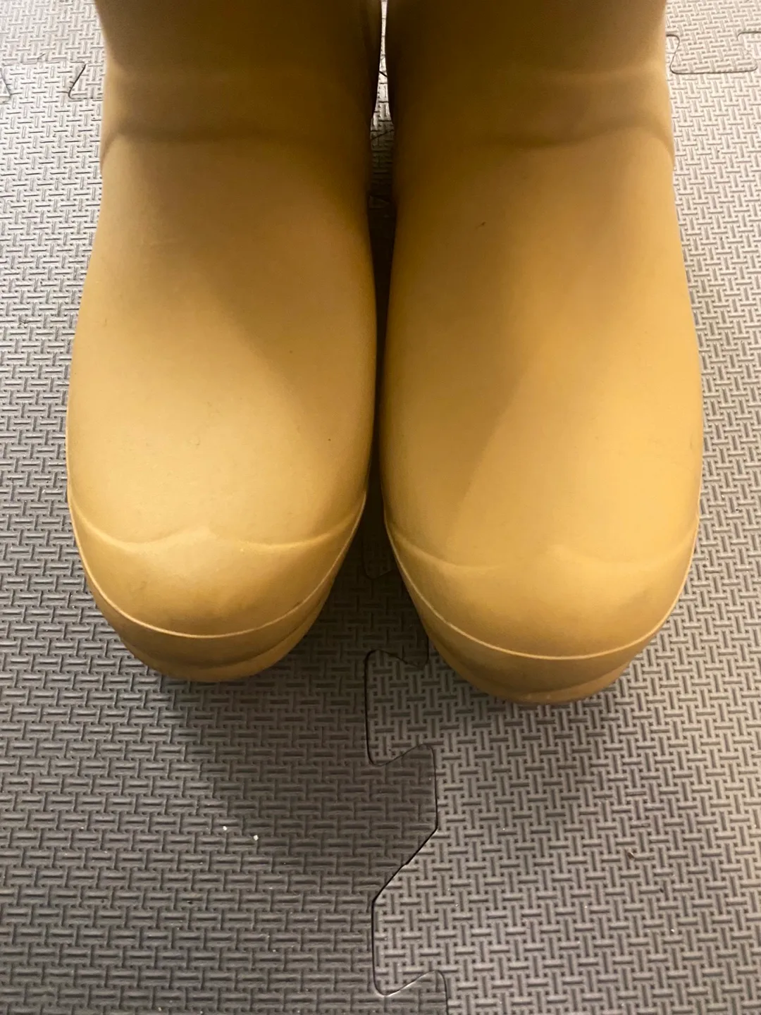 Hunter Women's Original Tall Rain Boots - Size 8 image indicator(3)