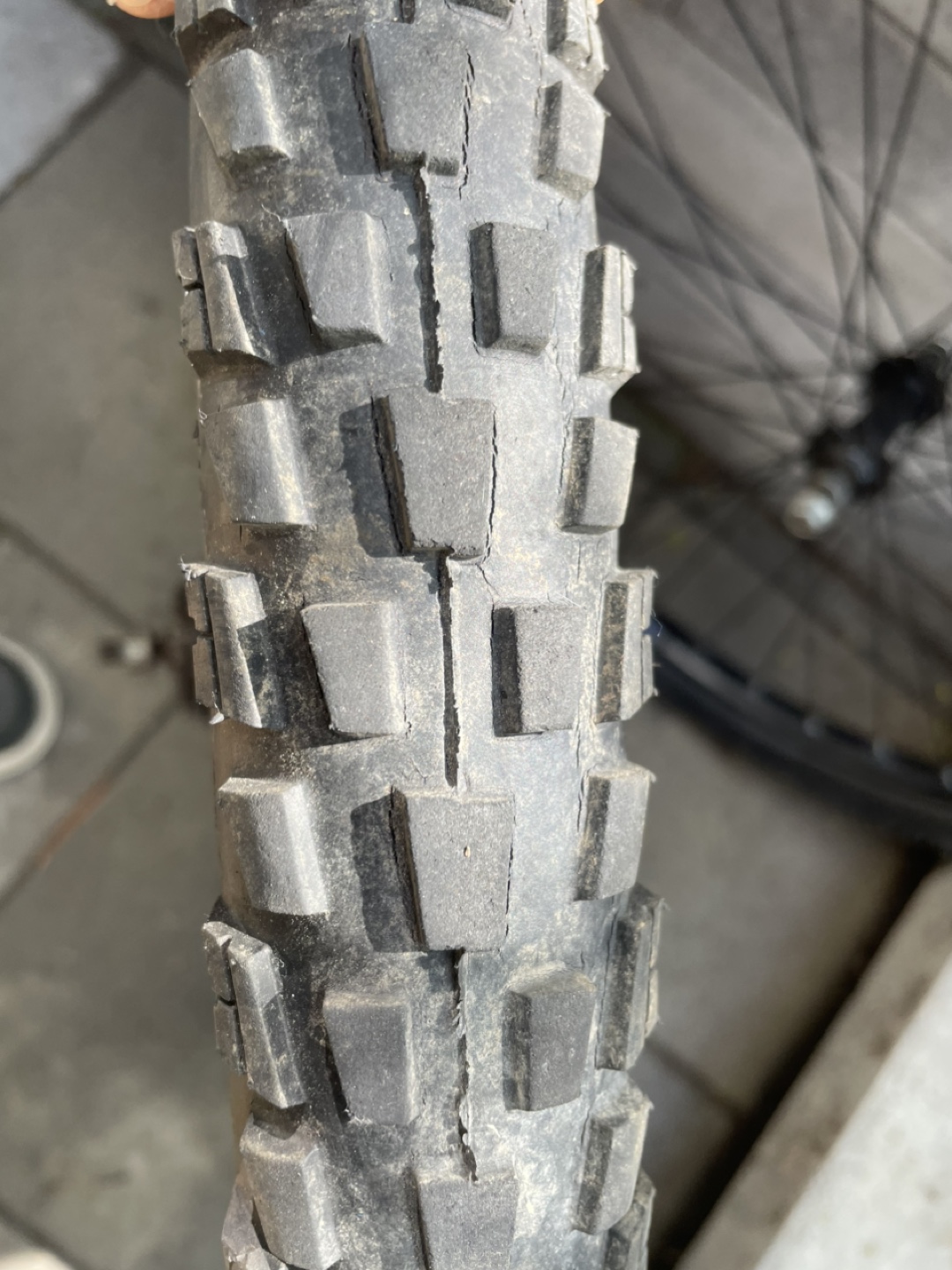 Used Mountain Bike Wheels with Tires - photo 5