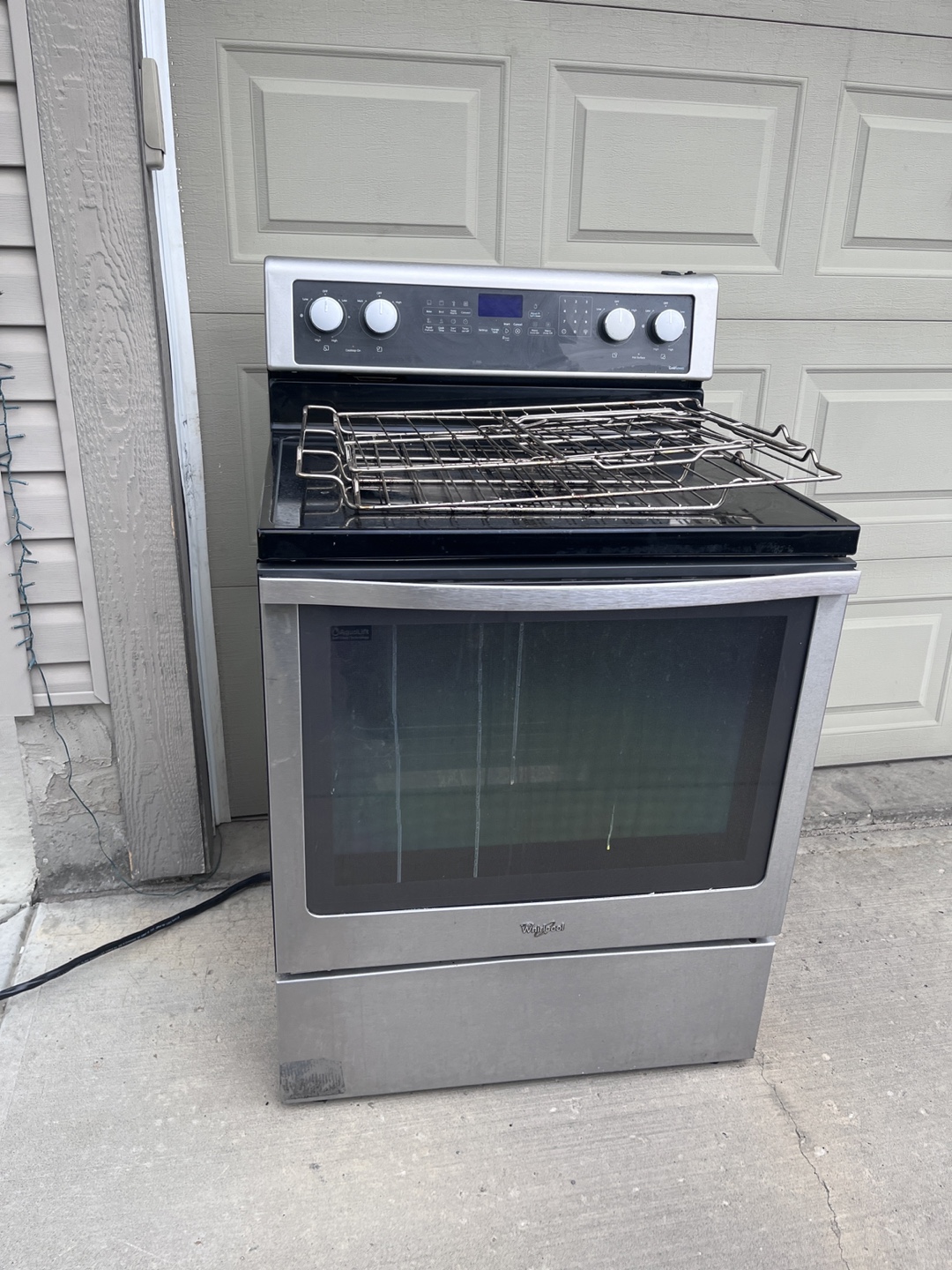 Whirlpool Electric Range