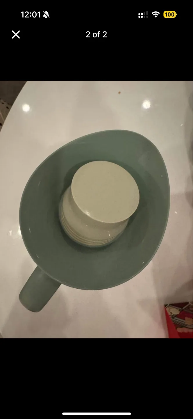 Ikea Green Plastic Pitcher image indicator(2)