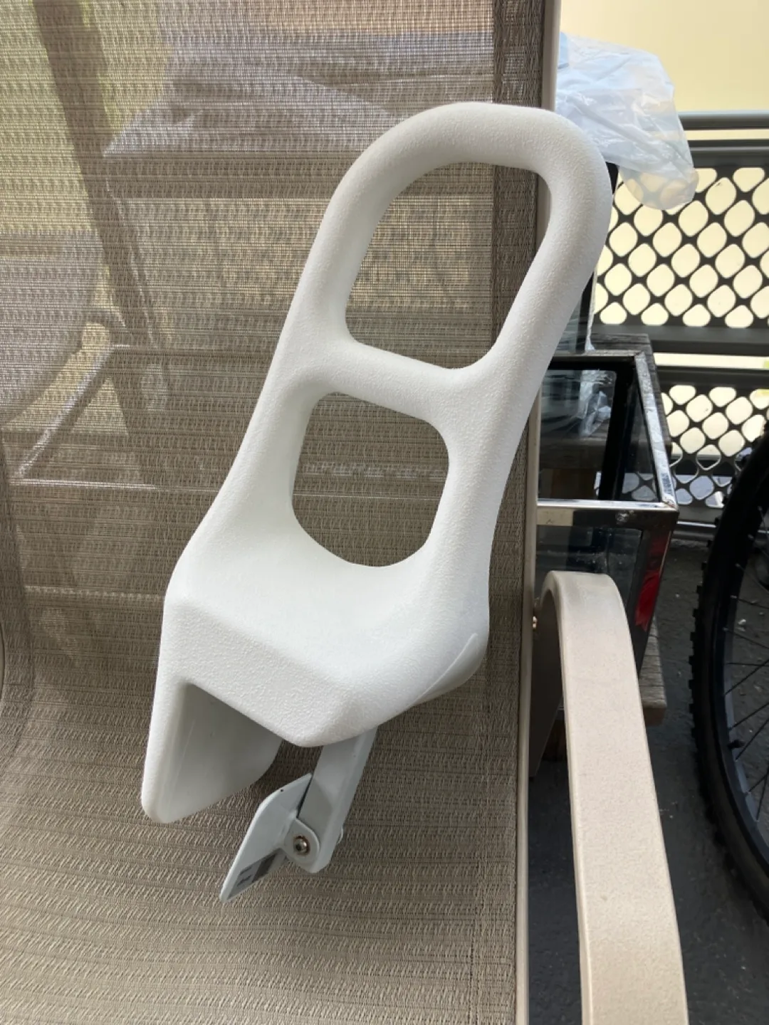 Cleaned White Tub Support image indicator(2)