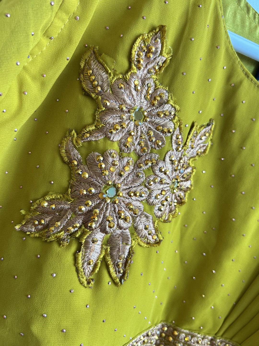 Brand new Mustard Yellow Embroidered Anarkali Suit - photo 2