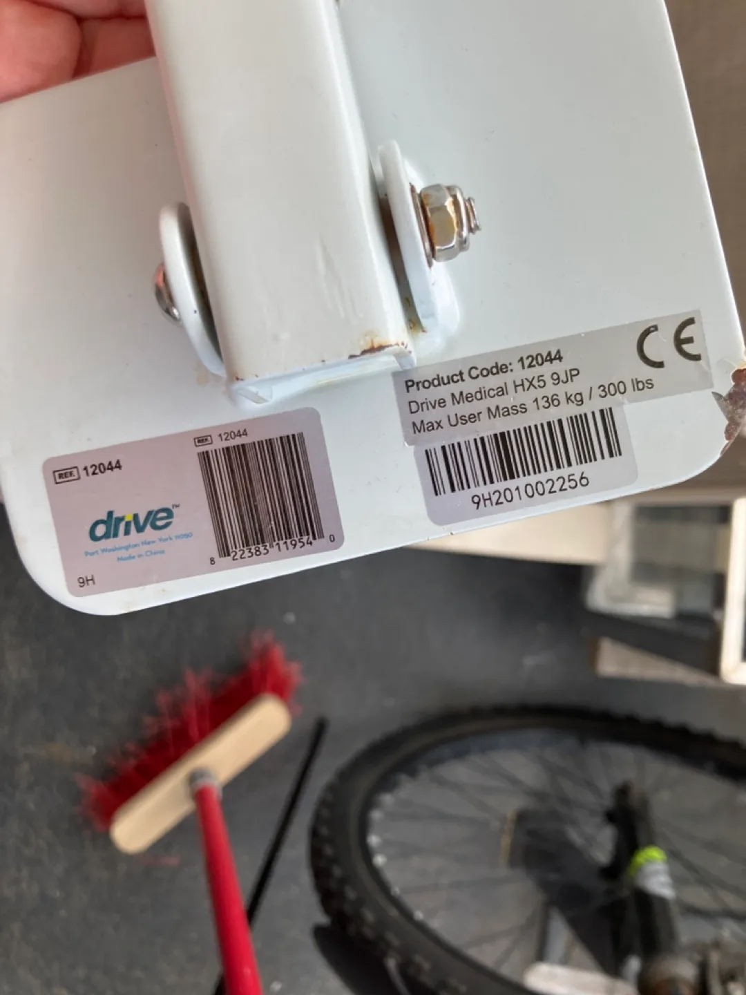 Cleaned White Tub Support image indicator(3)