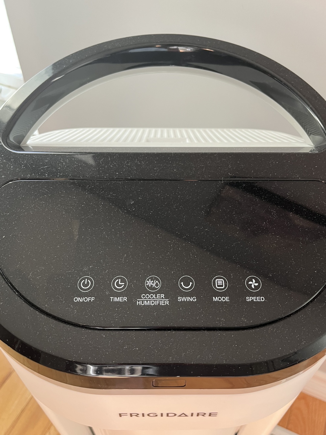 Frigidaire Air Cooler EC200WF - photo 2
