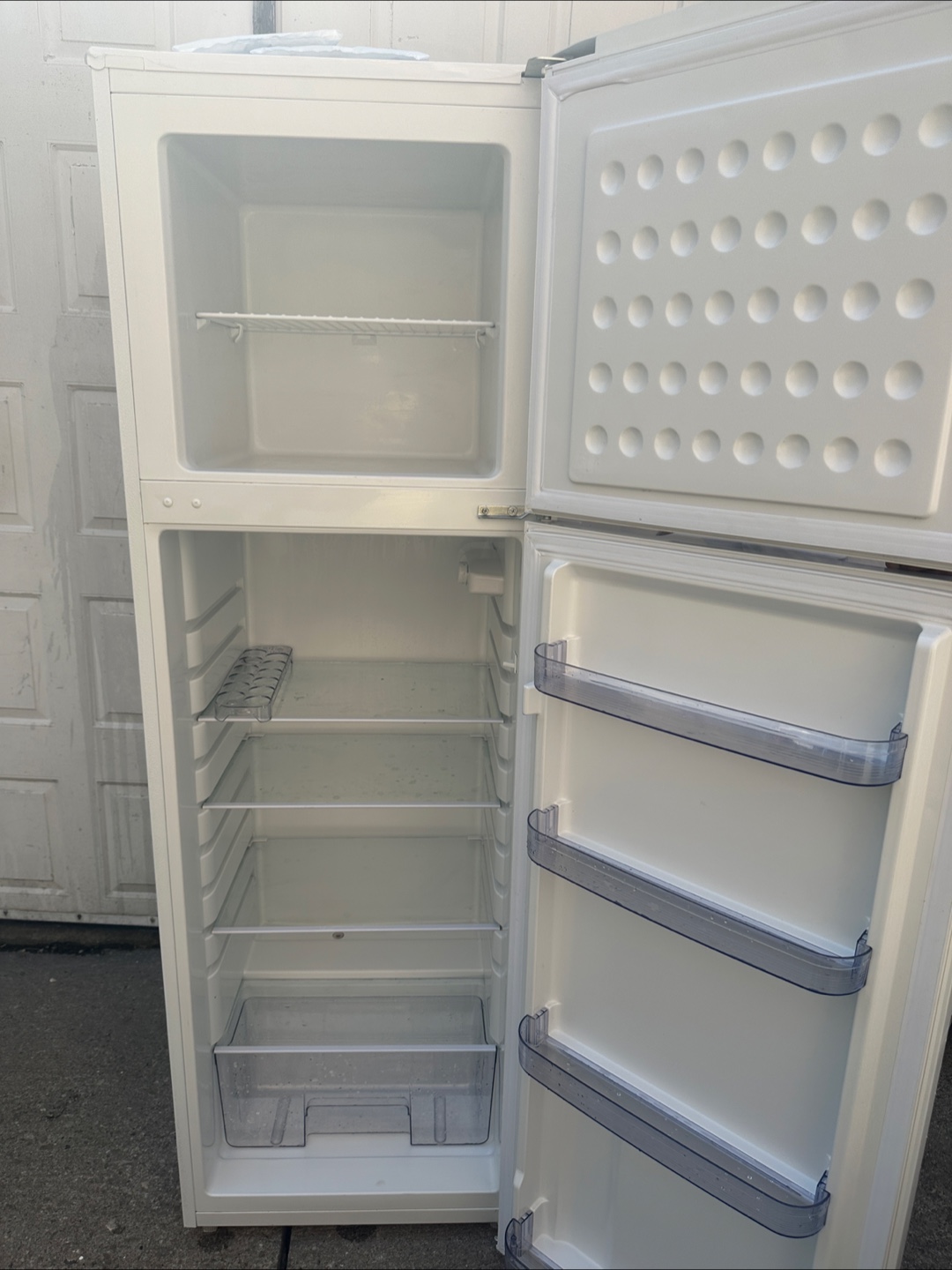 White Frigidaire Refrigerator - photo 4