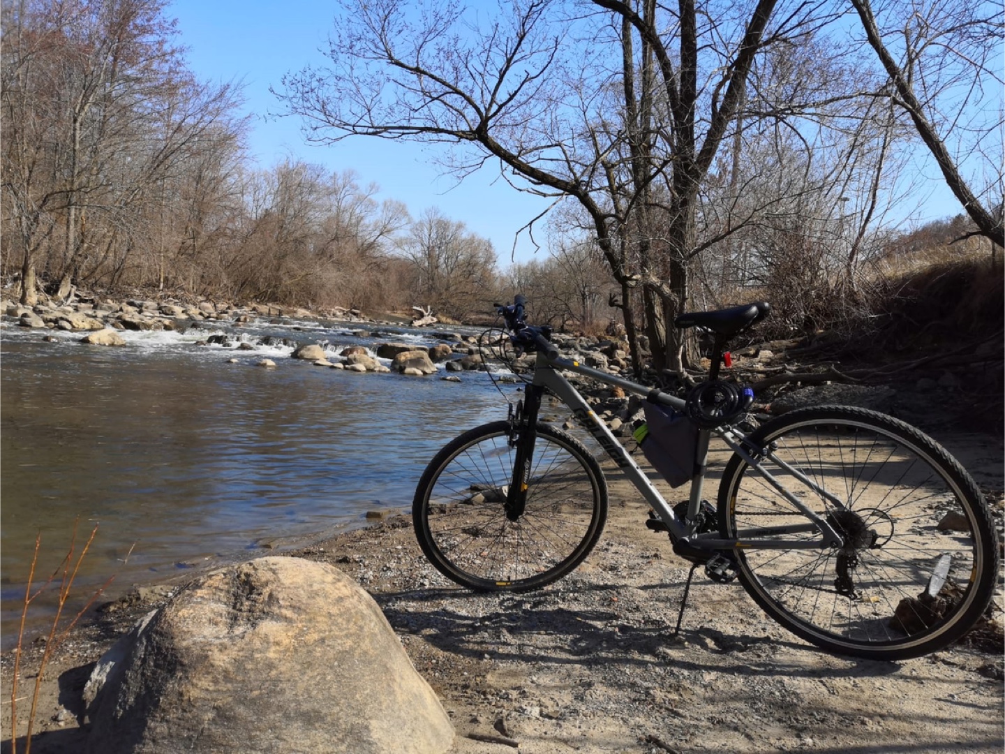 Raleigh Transcend 2 Hybrid Bike - photo 3