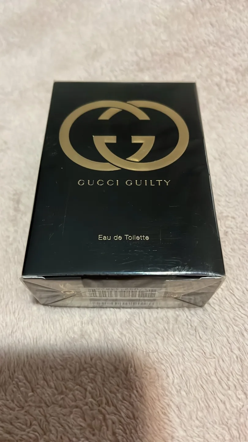 Gucci Guilty Eau de Toilette thumbnail