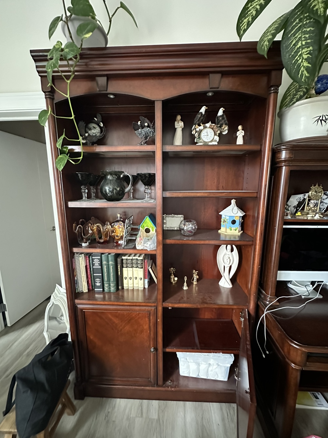 Dark Wood Bookcase with Hutch - photo 4