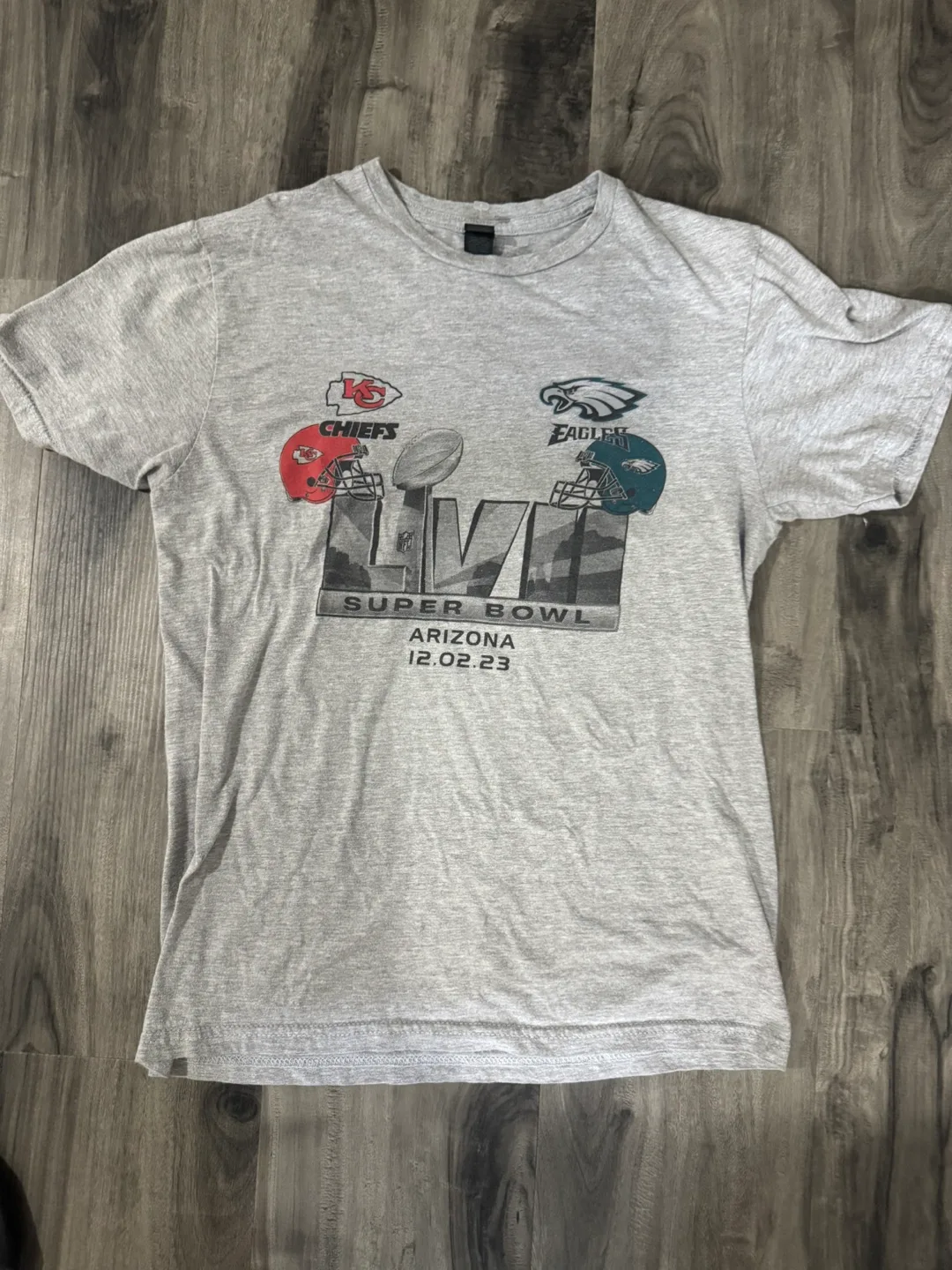 Super Bowl LIVII Chiefs vs Eagles Grey Bud light T-Shirt thumbnail