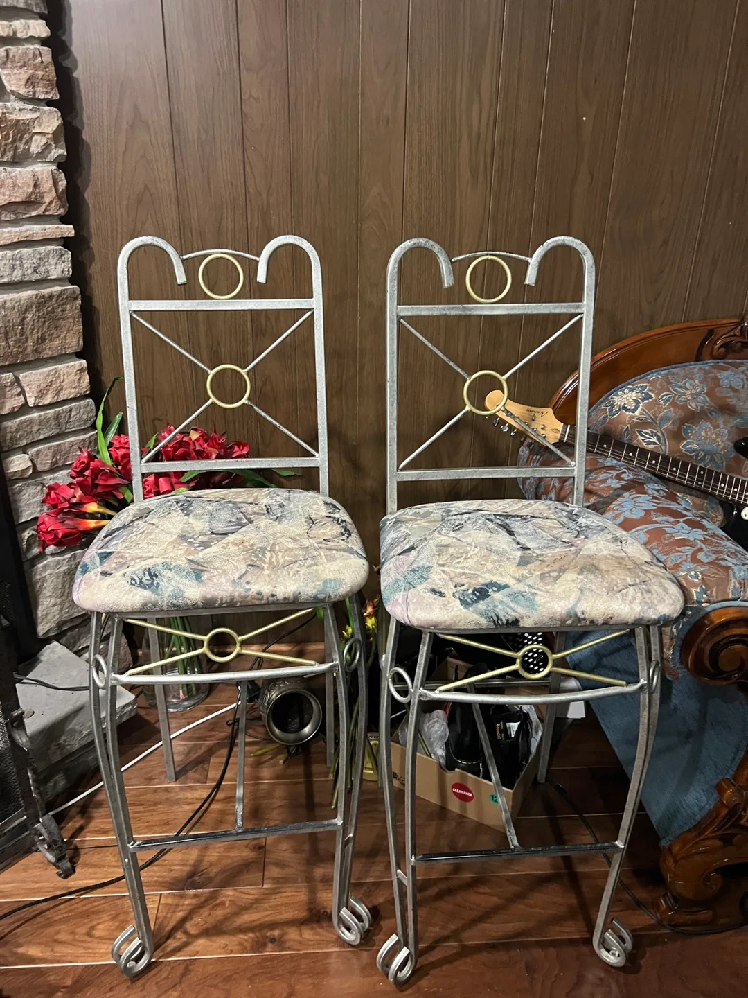 Glass-Top Dining Set with Metal Chairs image indicator(3)