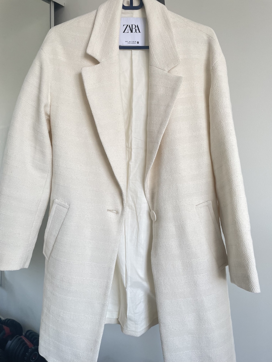 Cream-coloured Zara Blazer, worn only once.