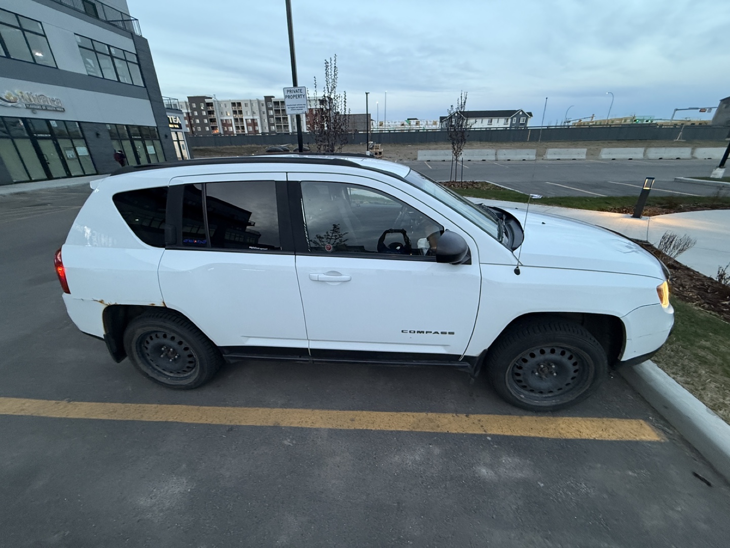 2012 Jeep Compass - White SUV - photo 3