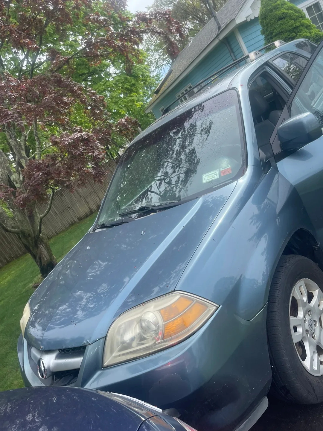 2004 Acura MDX SUV image indicator(2)