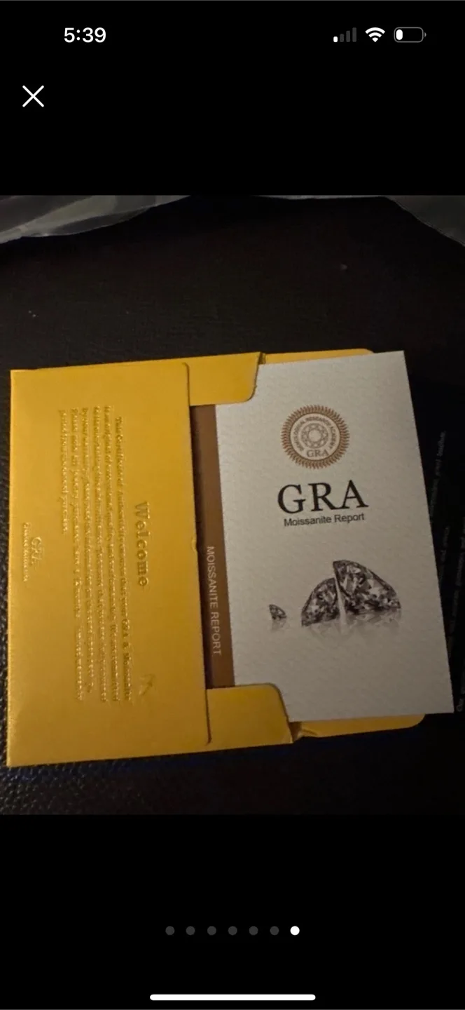 New Authentic 2 carat Moissonite Stunning Halo Engagement Ring image indicator(7)