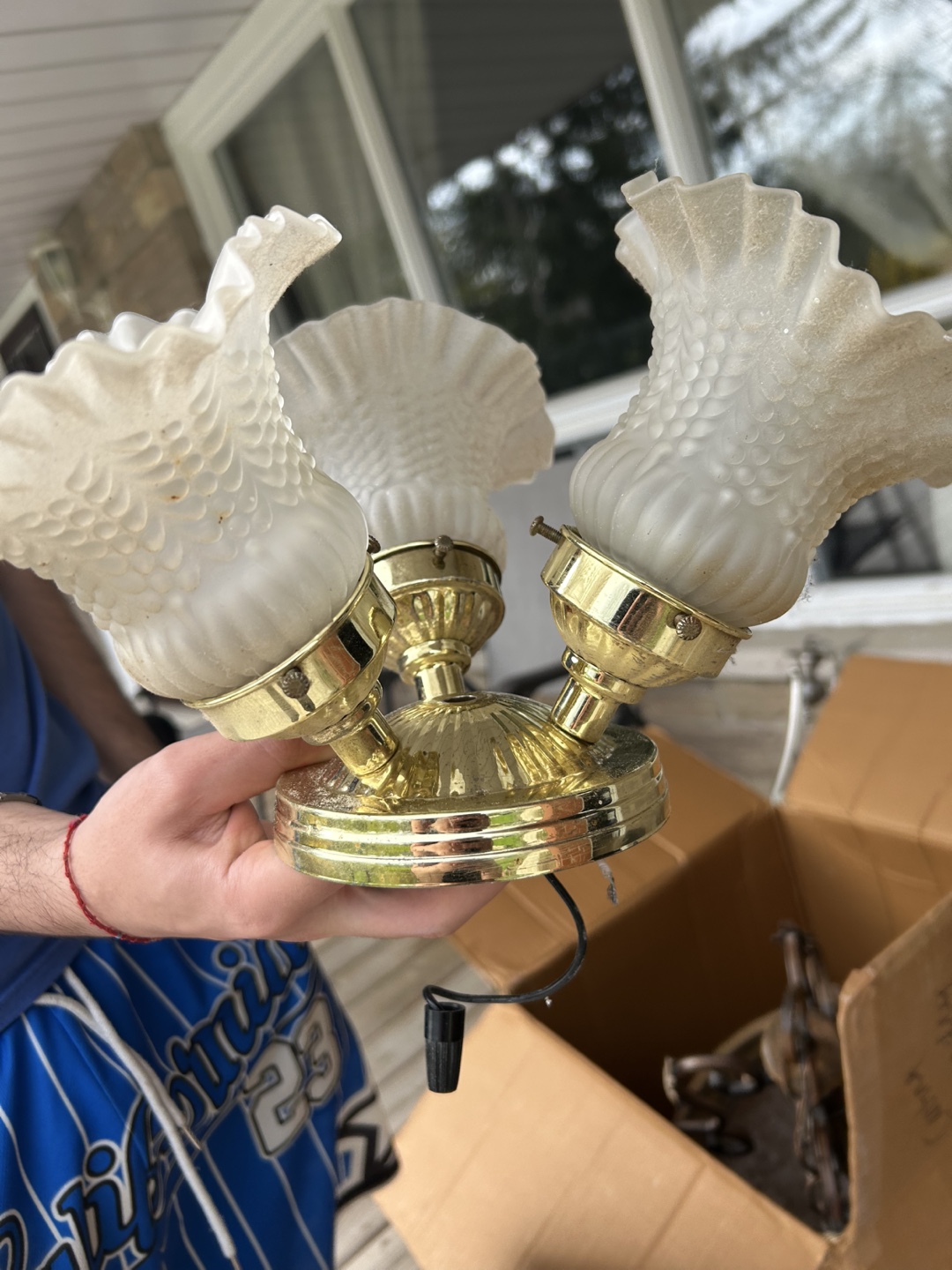 Three-light vanity fixture, gold finish - photo 2